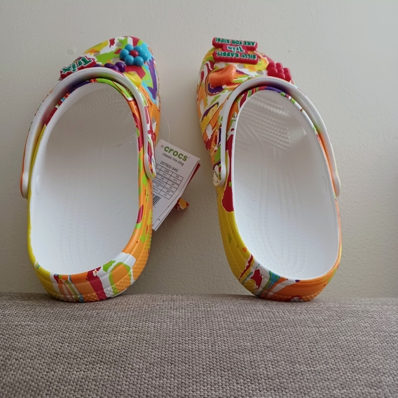 Crocs CLASSIC TRIX Cereal CLOG- NWT Men 11 - Picture 5 of 10